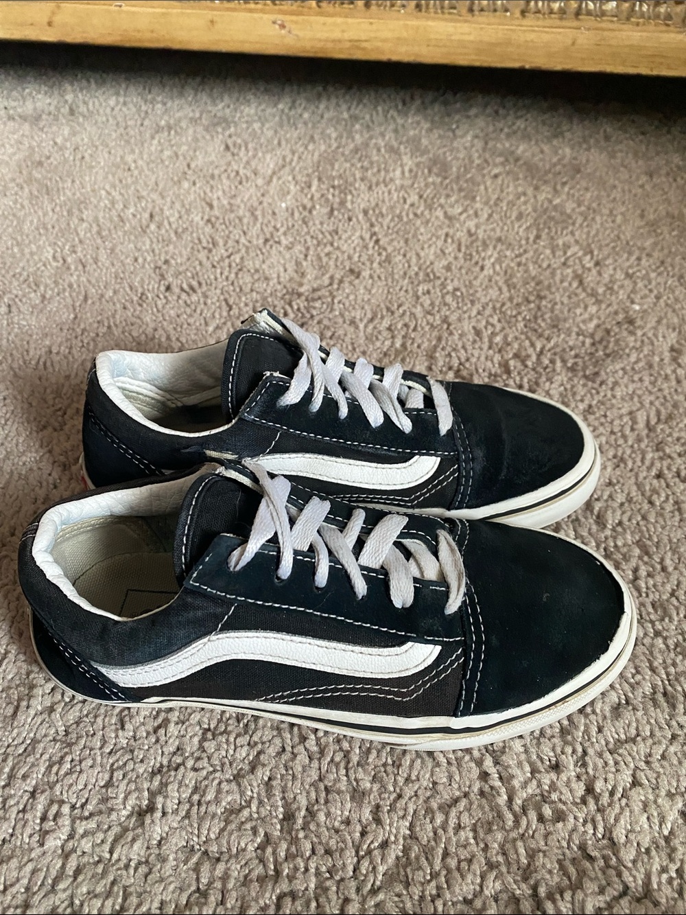 Vans Kids Black and White Oldskool Low-Top Sneakers size 2 US